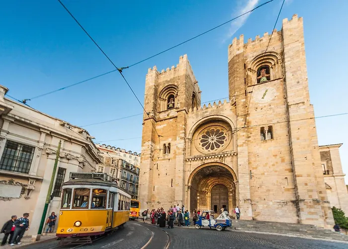 Angel's Chic Duplex By Interhome ליסבון