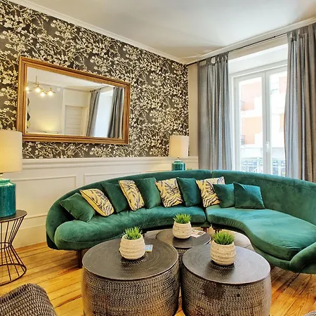 Angel's Chic Duplex By Interhome