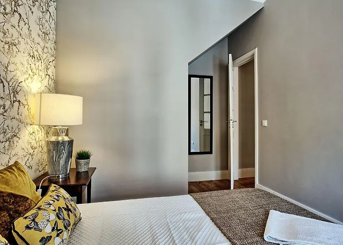 Angel's Chic Duplex By Interhome * Lisboa